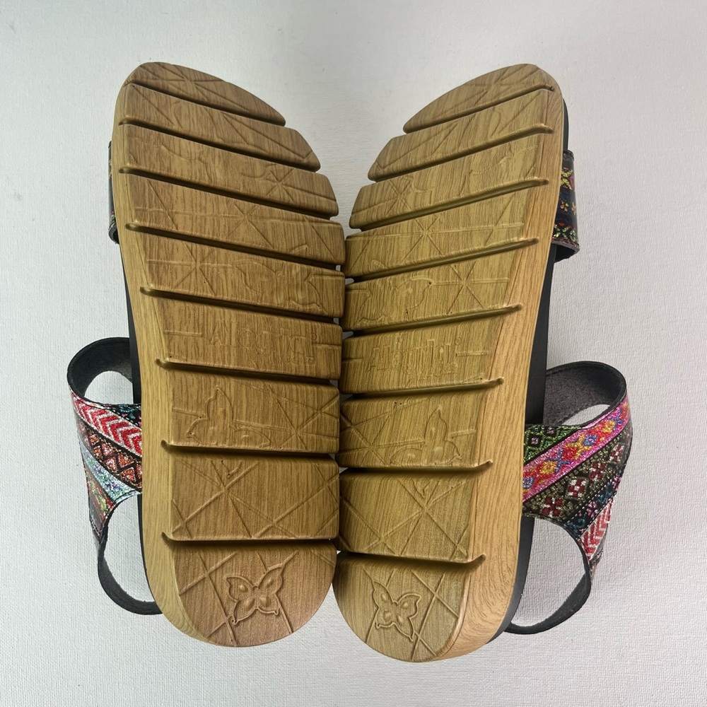 NWOT Alegria wedge sandals - Picture 5 of 6